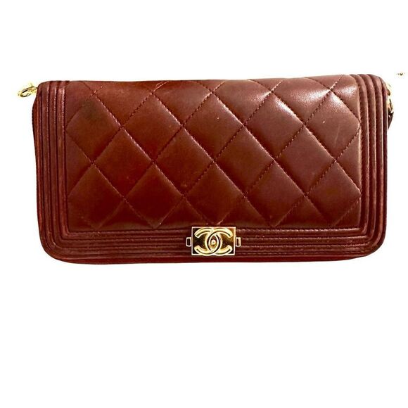 Chanel Brown Quilted Wallet with Gold Accents - Picture 7 of 15